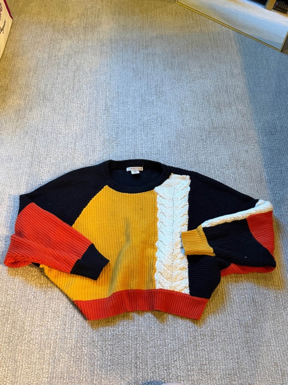 Colorblock sweater - Picture 4 of 7
